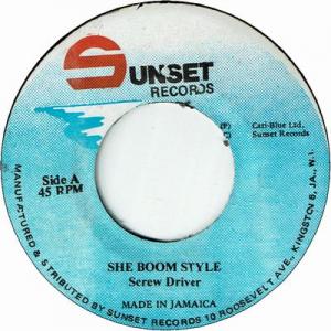 SHE BOOM STYLE (VG+)