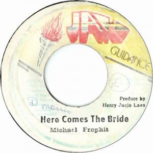 HERE COMES THE BRIDE (VG+/WOL) / VERSION (VG)