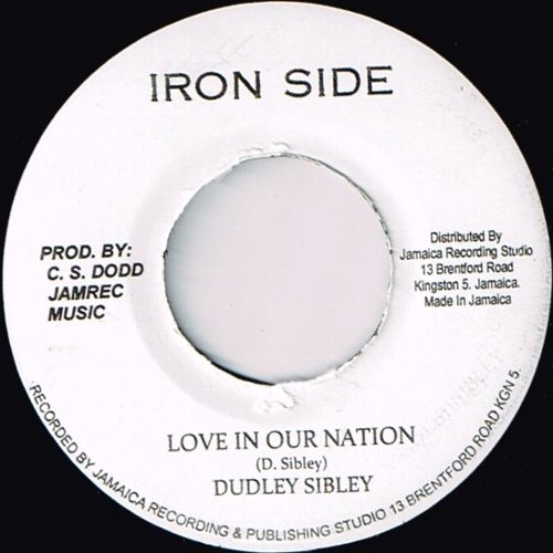 LOVE IN OUR NATION / MOODY GROOVE