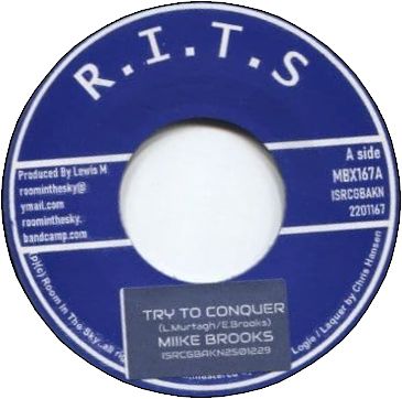 TRY TO CONQUER / SMOKING HORN