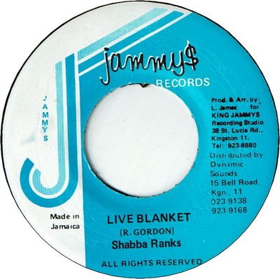 LIVE BLANKET