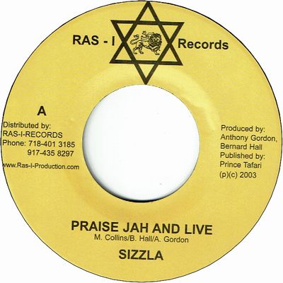 PRAISE JAH AND LIVE (VG+)