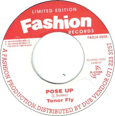 POSE UP (VG+)