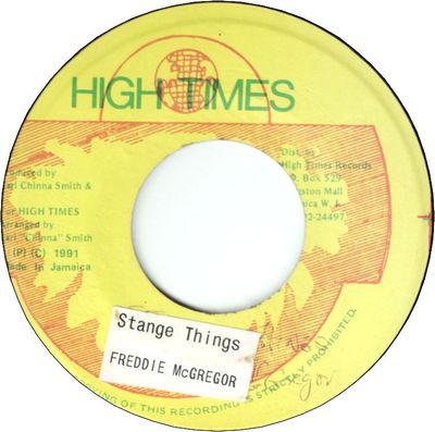 STRANGE THINGS (VG+) / VERSION (VG)