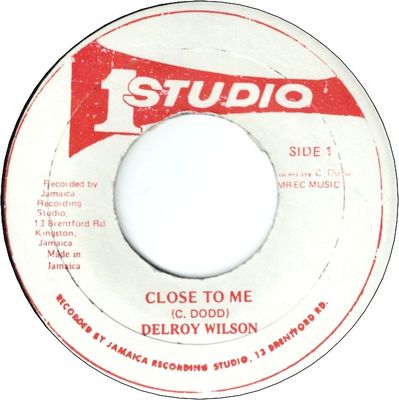CLOSE TO ME (VG) / HI LITE (VG)