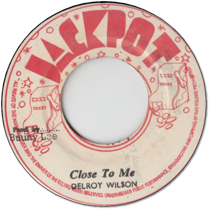 CLOSE TO ME (VG+) / VERSION (VG+)
